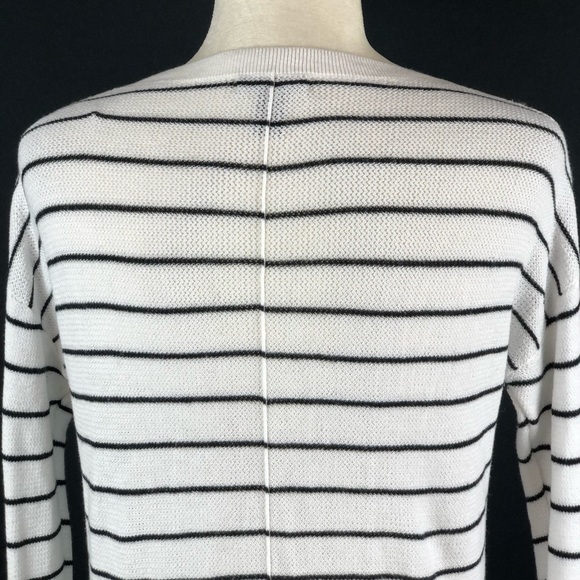 Gap Thermal Striped V Neck Top - Picture 6 of 8